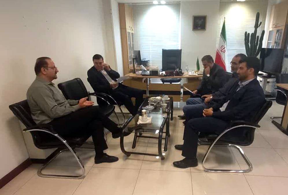 برگزاری جلسه تخصصی در معاونت ساخت و توسعه آزاد راه ها با محوریت پروژه کنار گذر شرق